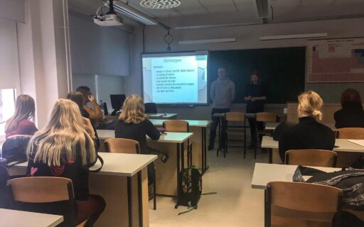 Culture sharing and EVS promotion at Tallinna 32. High school
