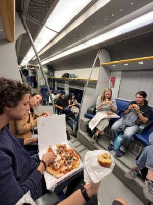 90b1bed0 7edc 4940 a624 0e5405531f5b 1 105 c