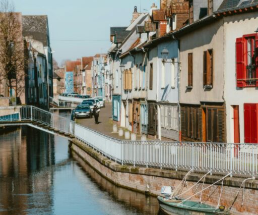 alin gavriliuc j3s9zhsm0lo unsplash